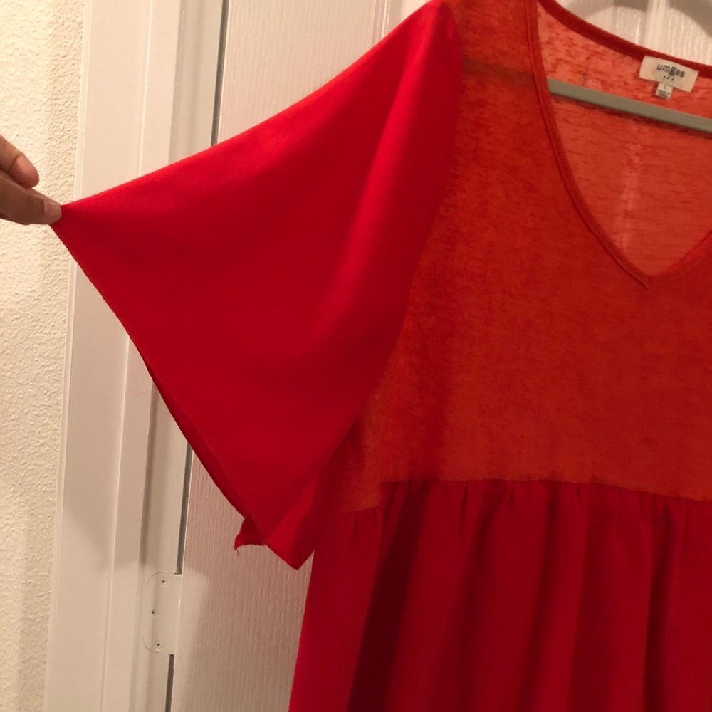 L Flowy Top - Picture 3 of 3